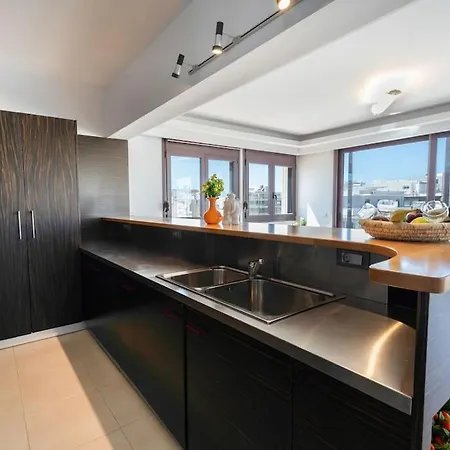 Cityscape Loft Appartement *
